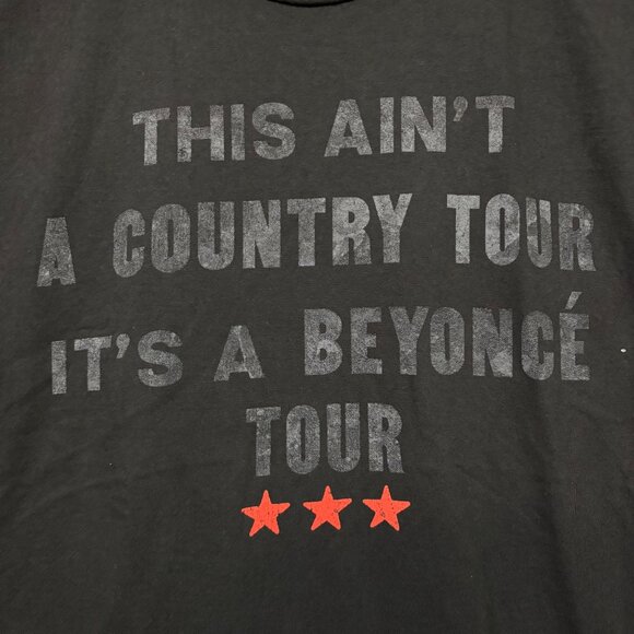 This Ain't A Country Tour It's A Beyoncé Tour T-shirt size 2XL - Picture 2 of 4